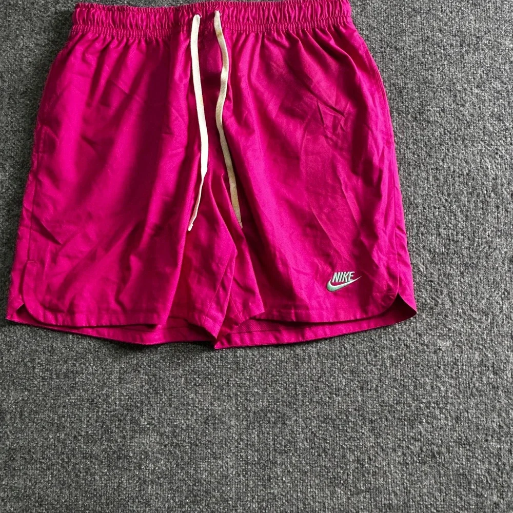 Nike Athletic Shorts Mens Size Large Pink Mesh Lined Drawstring Casual Running